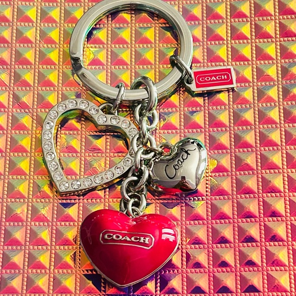 NWOT Coach Heart Keychain/ Bag Charm - Picture 5 of 9